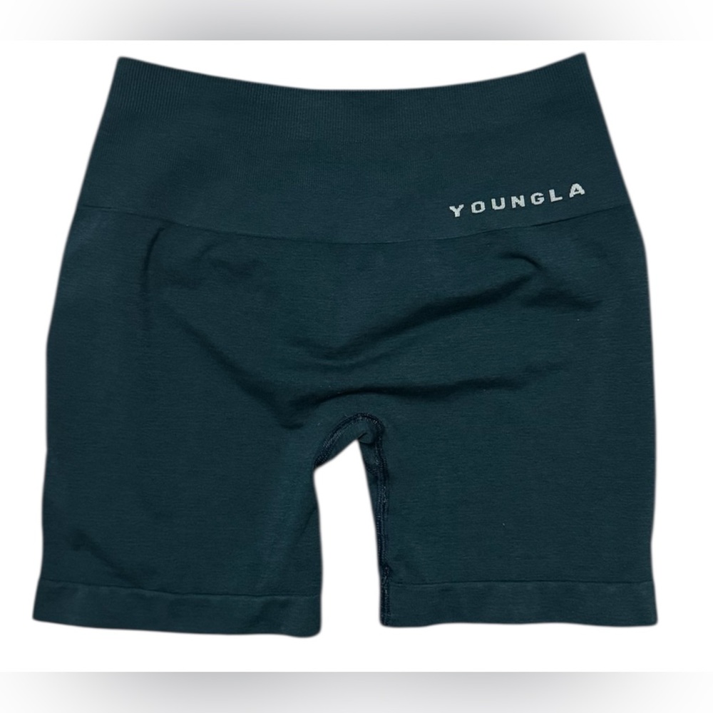 SOLD‼️ YoungLA High-Rise Seamless Bike Shorts